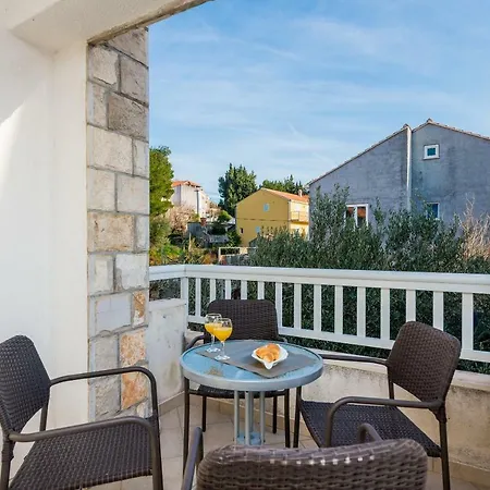 Petra Apartman Mlini