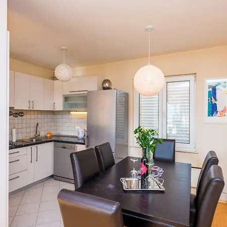 Petra Apartman Mlini